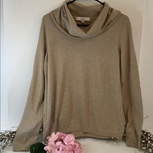 Loft Sweater women’s Large Tan